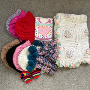 Bundles baby toddler beanie socks blanket